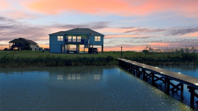 Foto del edificio - 747 Waypoint Dr