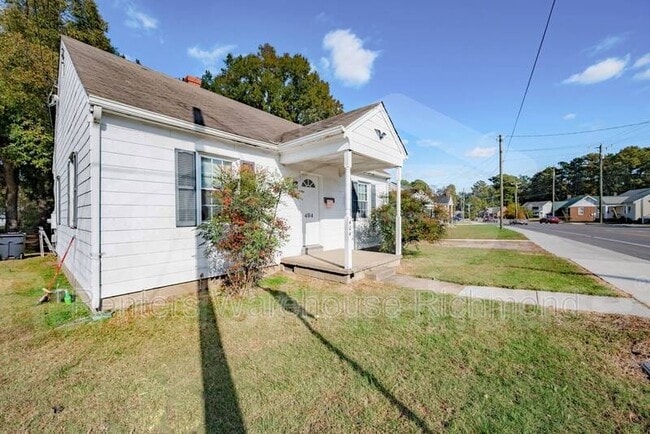 Building Photo - 404 Dupuy Ave