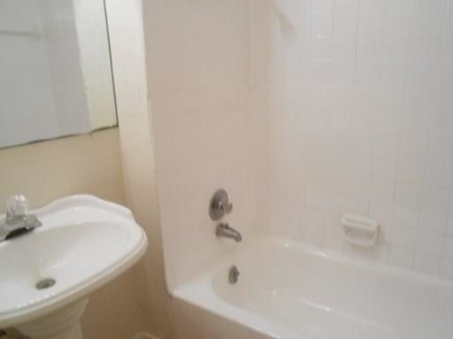 Building Photo - 5057 Ridglea Ln
