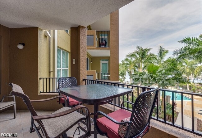 Foto del edificio - 2825 Palm Beach Blvd