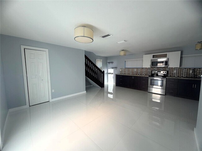 Building Photo - 12701 SW 47th St