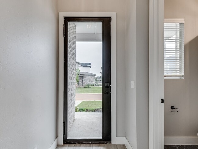 Building Photo - Beautiful home inOklahoma City