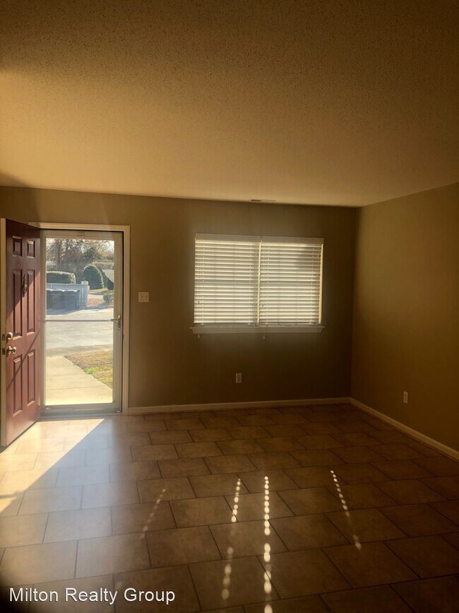 Building Photo - 2 br, 1 bath House - 103 Old Spring Hill Ln
