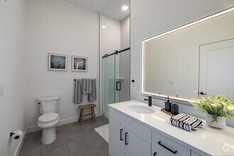 2BR, 2BA - 1,201SF - Primary Bathroom - The Alice