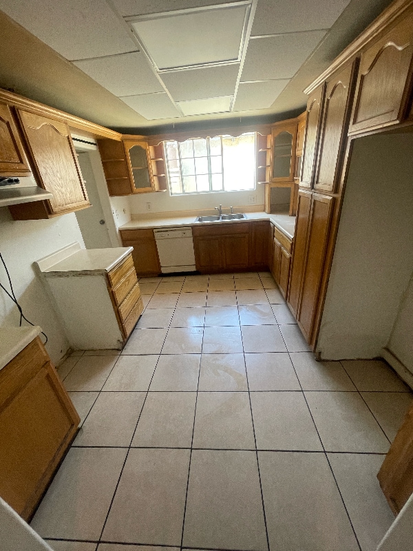Building Photo - 16332 S Pannes Ave