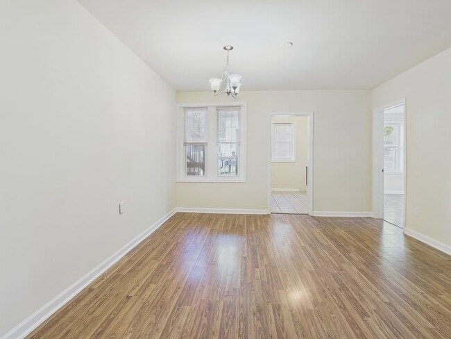 Building Photo - 2400 Barton Ave
