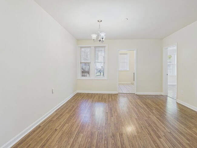 Foto del edificio - 2400 Barton Ave