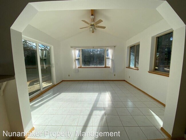 Building Photo - 3 br, 2 bath House - 3581 Belmont Drive