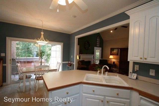Building Photo - 4 br, 3 bath House - 200 Clay Brook Drive