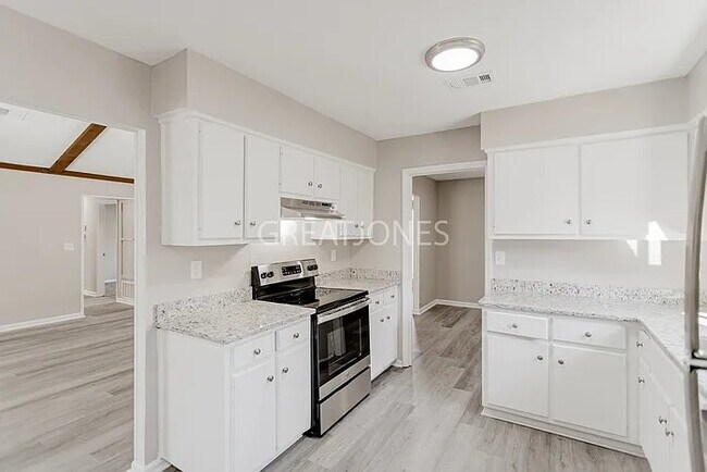 Foto del edificio - 1452 Foxcroft Loop