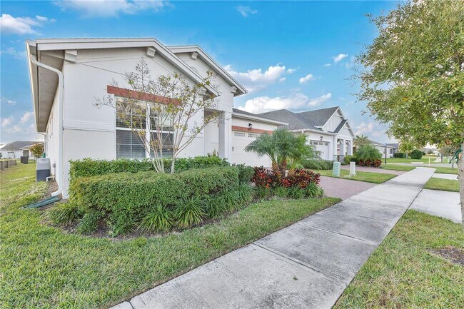 Foto del edificio - 5092 Twin Lakes Blvd
