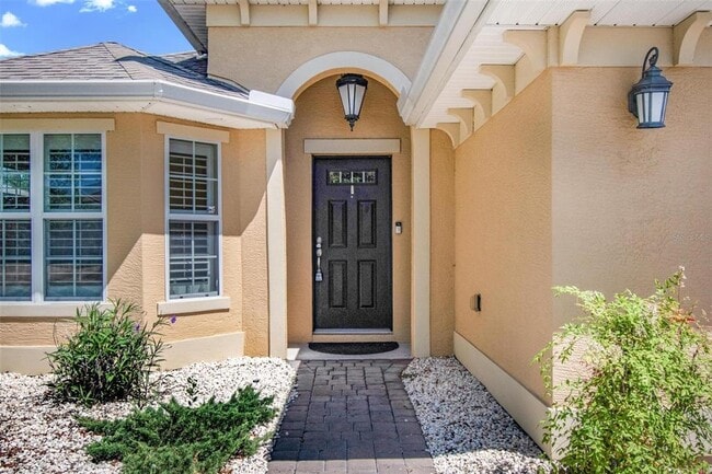 Building Photo - 108 Golfview Ct