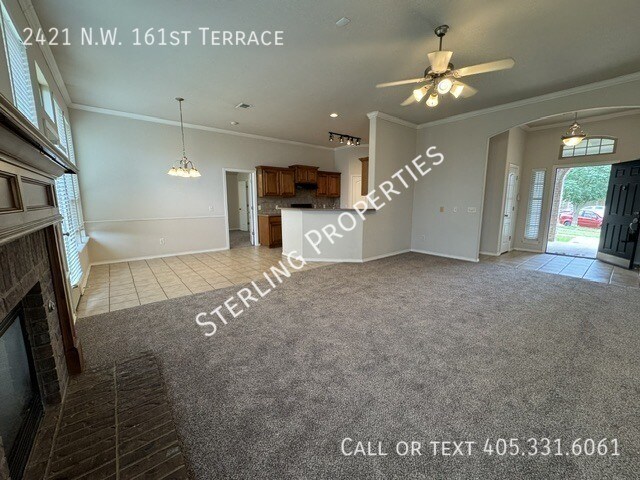 Foto del edificio - 2421 NW 161st Terrace
