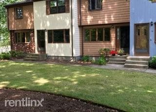 Building Photo - 2 br, 1.5 bath Townhome - 275 Grotto Ave