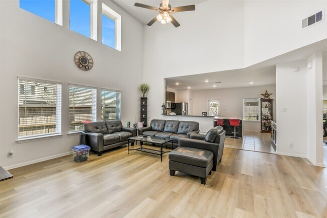 Building Photo - 22222 Opa Gln Dr