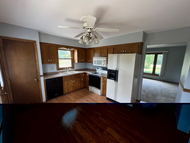 Building Photo - 23123 Rasmusson Dr