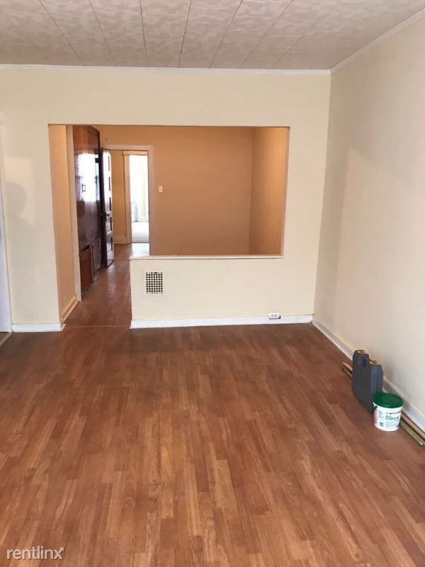 Foto del edificio - 7544 61st St