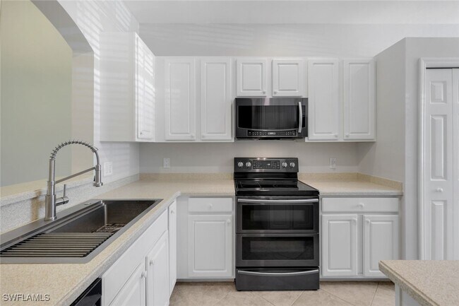Foto del edificio - 14165 Winchester Ct