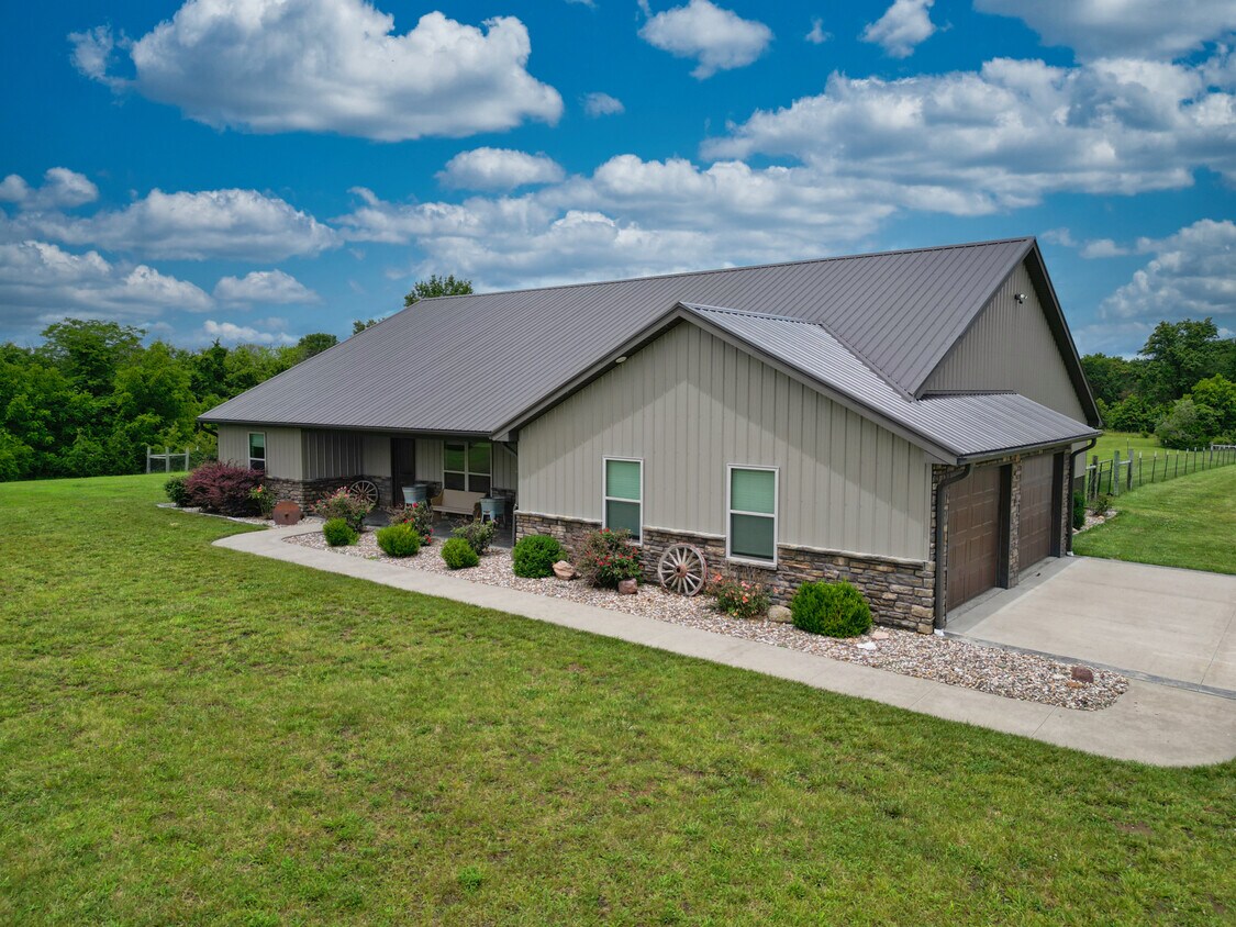 Foto principal - 10375 E Highway OO