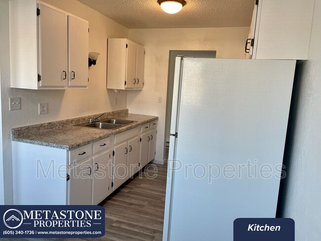 Building Photo - 1309 Sylvan Cir