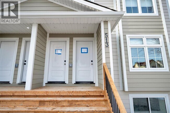 Photo du bâtiment - 515 Caron Ave