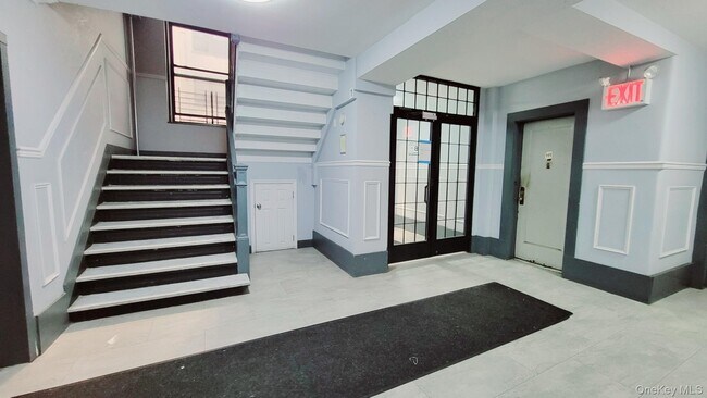 Foto del edificio - 61-09 39th Ave