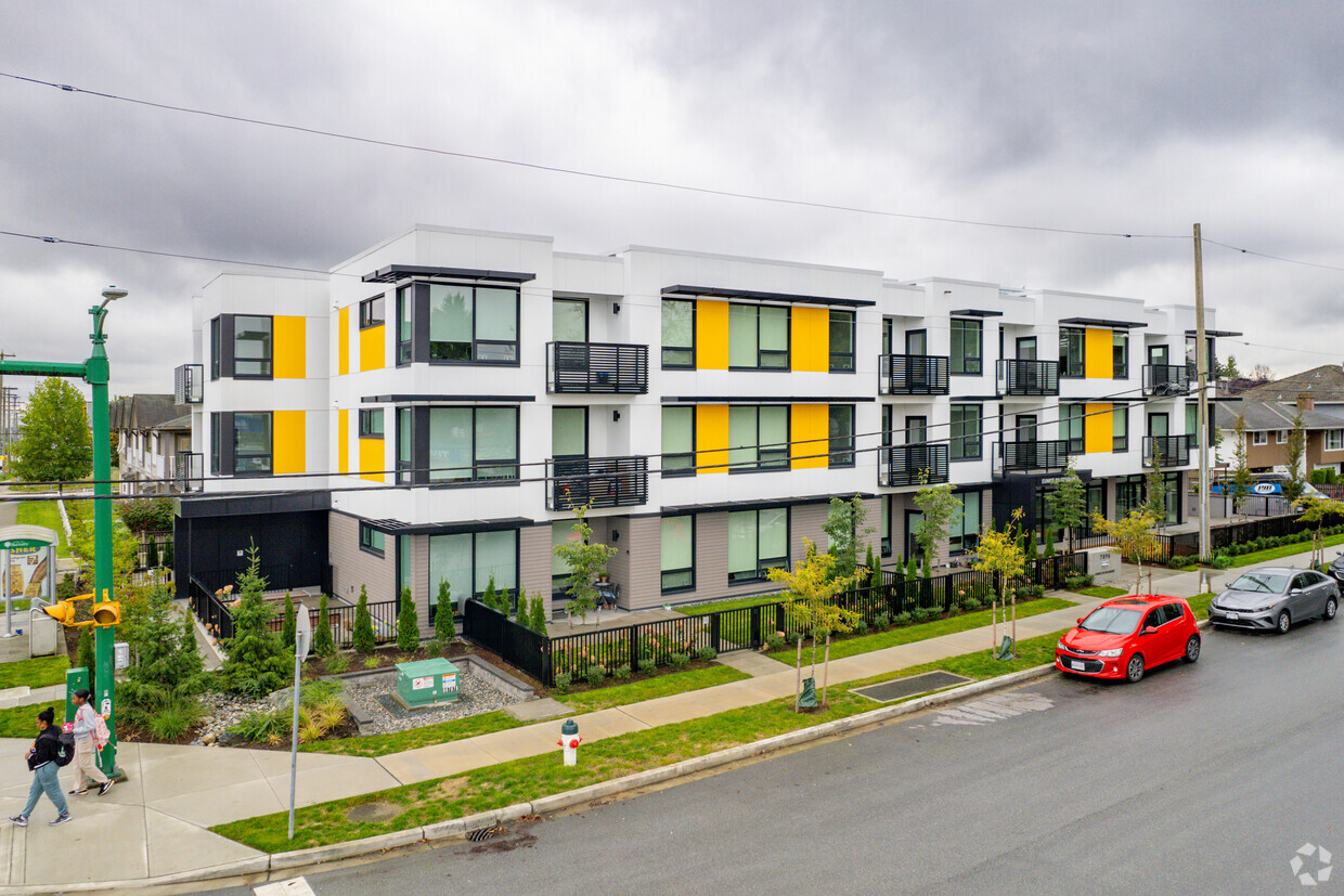 Primary Photo - Eunice Oh Residence