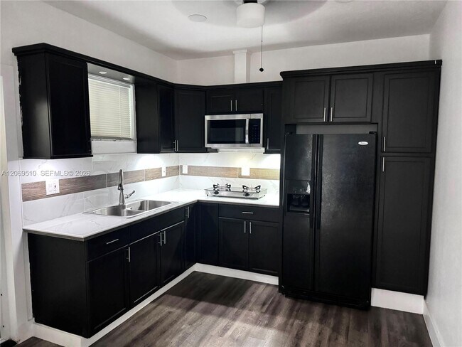 Foto del edificio - 27450 SW 168th Ave