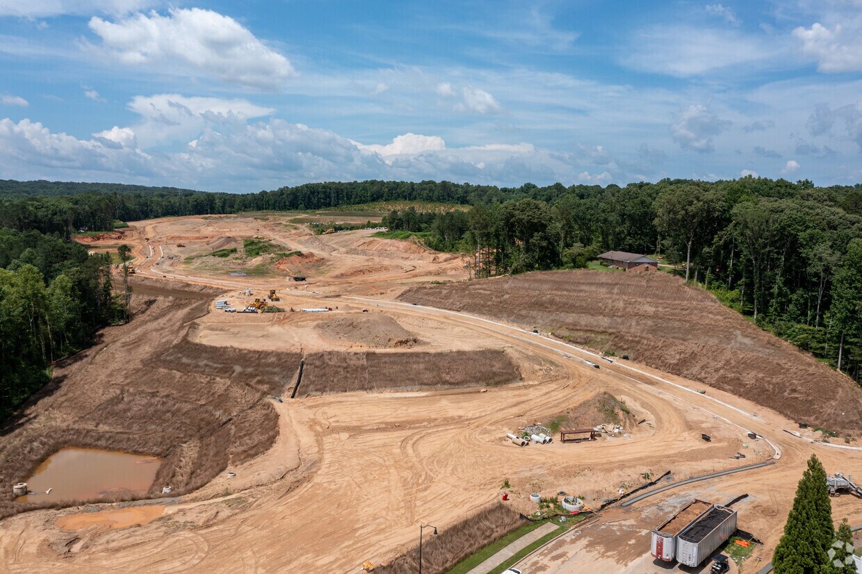 Primary Photo - River Pointe