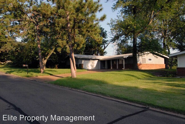 Foto del edificio - 4 br, 2 bath House - 12420 Merrick Drive