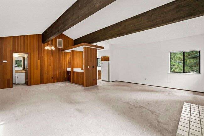 Building Photo - Incline Village: Condo - 3 Bedrooms, 2.5 B...
