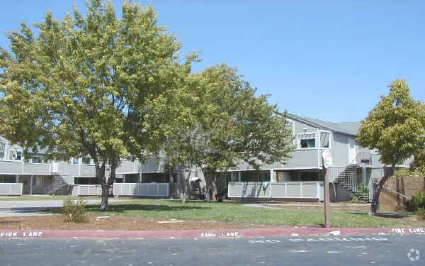 Foto del edificio - Continental Apartments