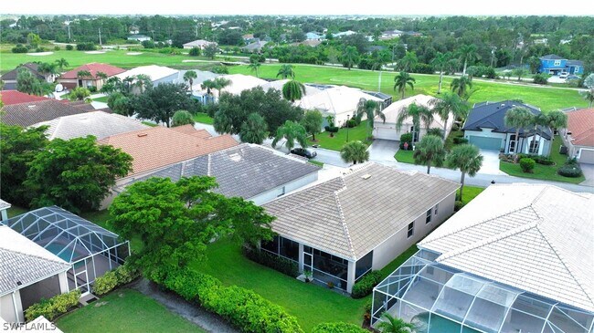 Foto del edificio - 2162 Oxford Ridge Cir