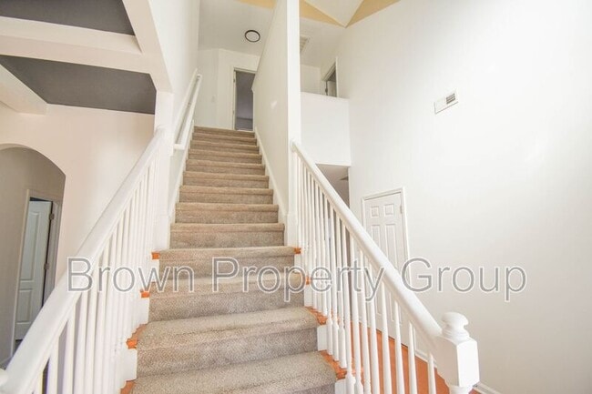 Building Photo - 51 Craven Ct