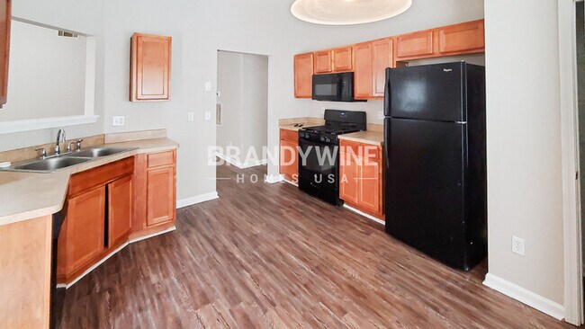 Foto del edificio - 8702 Goswell Dr