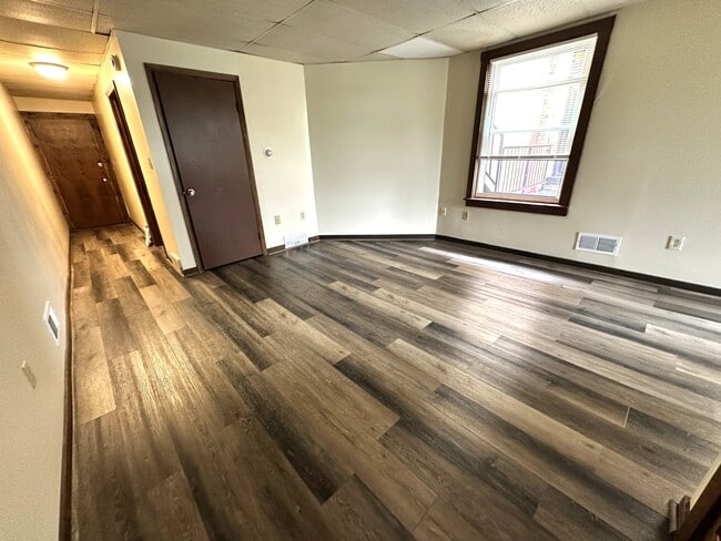 Building Photo - 525 Larimer Ave