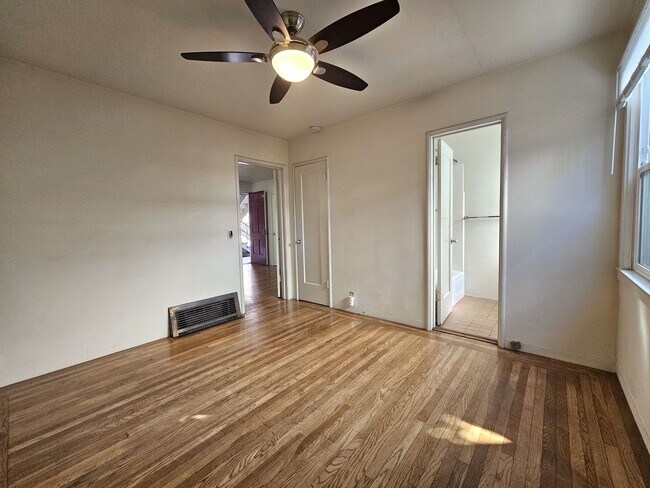 Foto del edificio - Downtown Palo Alto Living – 1 Bedroom Apar...
