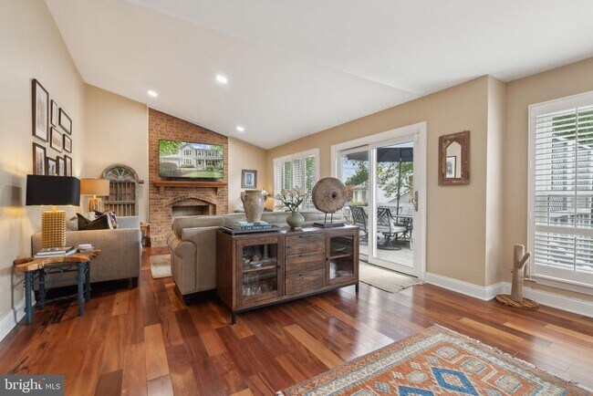 Foto del edificio - 10719 Sugar Meadow Dr