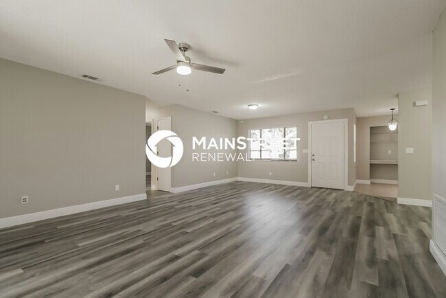 Foto del edificio - 3 Bedroom Pet-Friendly Home in COCOA, FL with Main Street Renewal