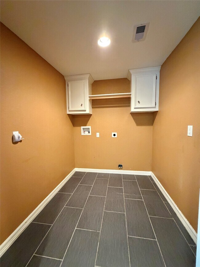 Foto del edificio - 1932 N Avenue H