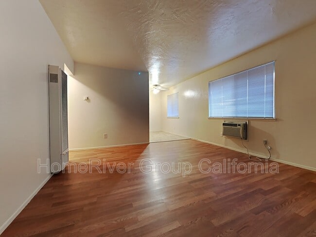 Building Photo - 2912 Del Paso Blvd