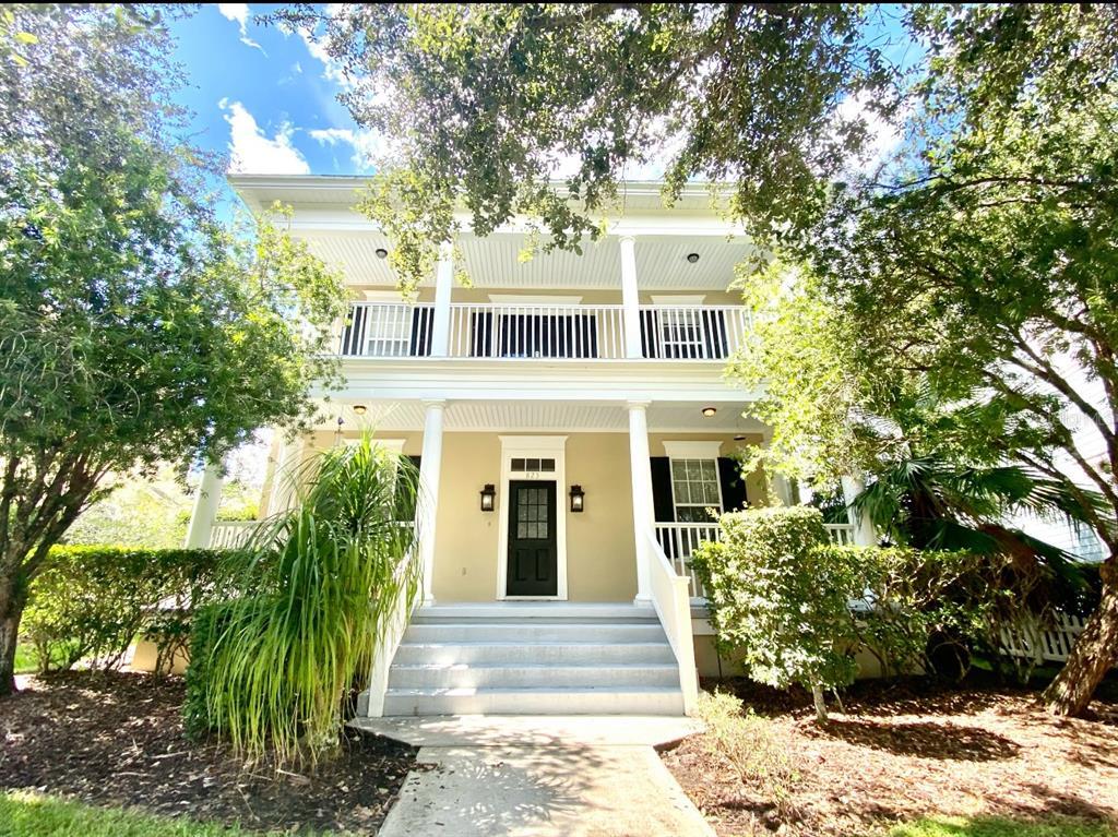 Foto principal - 823 Oak Shadows Rd