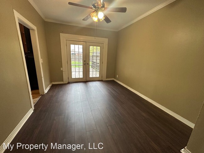 Building Photo - 3 br, 1 bath House - 4309 Clingman Drive
