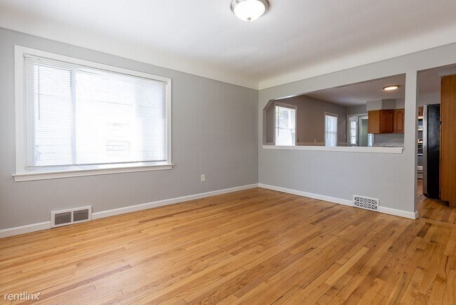 Foto del edificio - 3 br, 1 bath House - 19917 Centralia