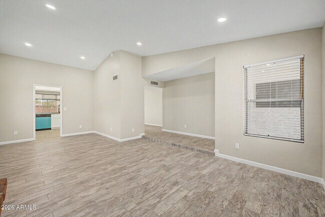 Foto del edificio - 5527 W Cortez St