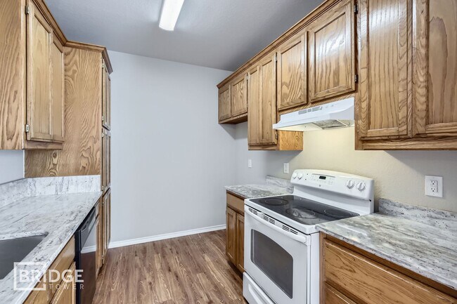 Foto del edificio - 7632 Craig St