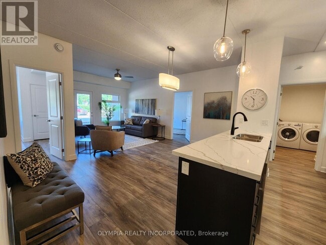 Building Photo - 5629 Swayze Dr