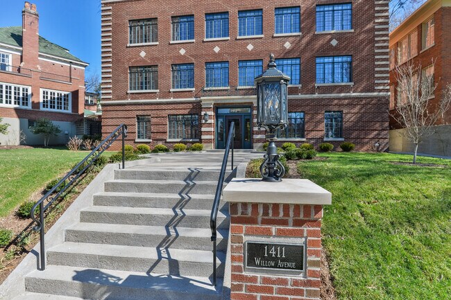 Foto del edificio - 1411 Willow Ave