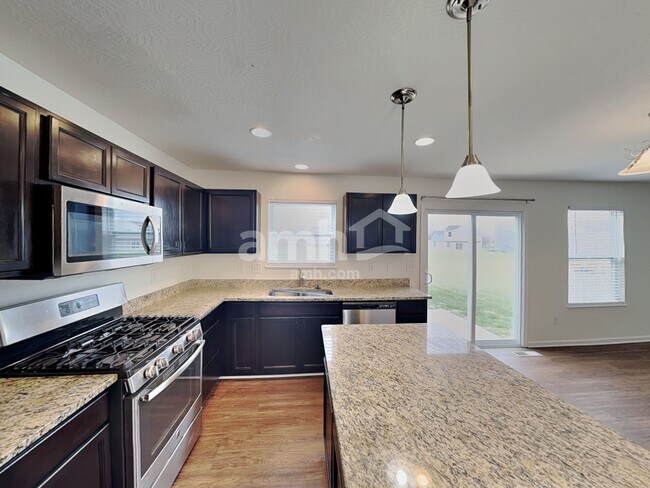 Foto del edificio - 122 Faulkner Dr