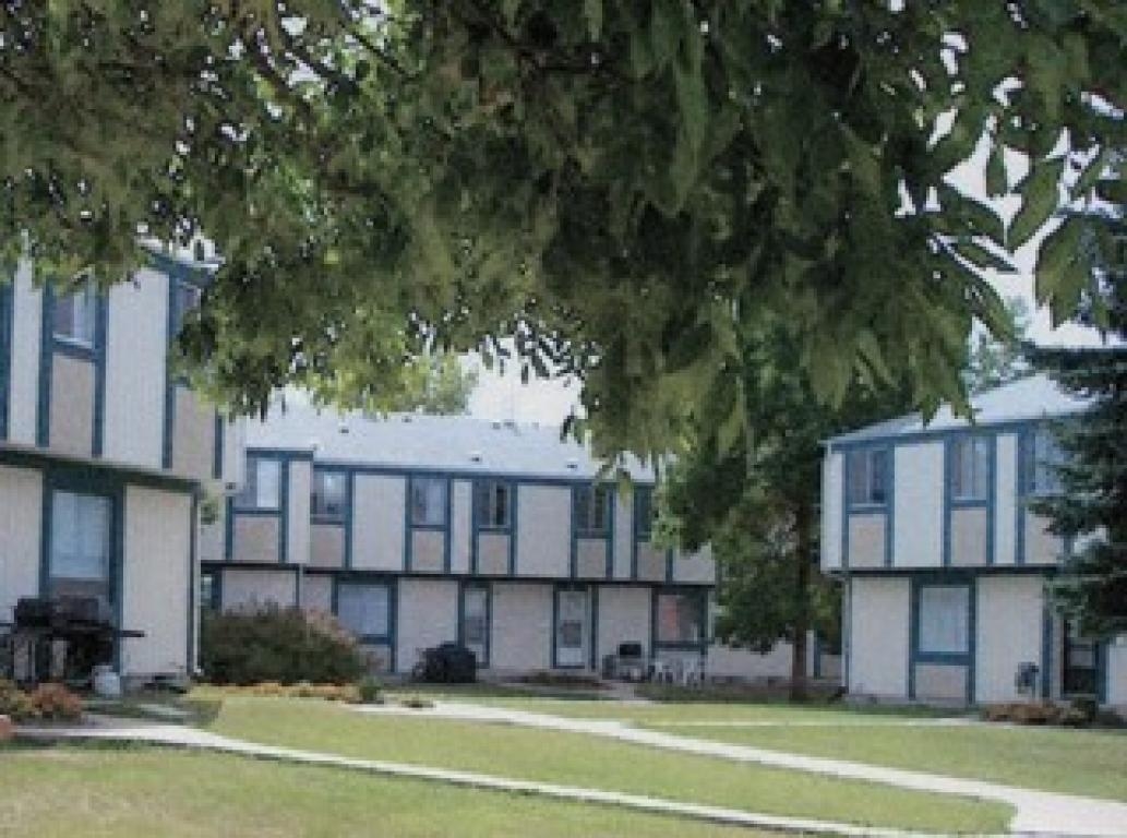 Primary Photo - Wascana Townhomes